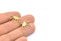 Sun Ethnic Pendant , 6 Raw Brass Sun Ethnic Pendants With 1 Loop, Findings, Charms (21x17x1.50mm) E479