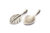 Leaf Pendant, 4 Antique Silver Plated Leaf Charms (27x13mm) N0366