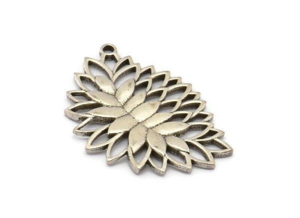 Silver Leaf Charm, 4 Antique Silver Plated Brass Leaf Motif Charms With 1 Loop, Pendants, Earrings, Findings (36x25mm) N0826 H0795