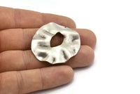 Silver Round Charm, 2 Antique Silver Plated Brass Wavy Round Charm With 1 Hole, Earrings, Findings (40x37x0.50m) D1041