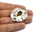 Silver Round Charm, 2 Antique Silver Plated Brass Wavy Round Charm With 1 Hole, Earrings, Findings (40x37x0.50m) D1041
