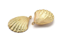 Gold Shell Charm, 1 Gold Plated Brass Sea Shell Charm with 1 Loop, Pendants, Charms, Findings (33x26.5mm) E288 Q0577