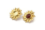 Gold Sunflower Earring, 2 Gold Plated Brass Flower Stud Earrings - Pad Size 10mm N0702 Q0818