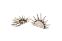 Silver Sun Earring, 2 Antique Silver Plated Brass Sunshine Stud Earrings (19x29mm) N0963 H0100