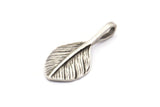 Leaf Pendant, 4 Antique Silver Plated Leaf Charms (27x13mm) N0366