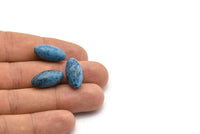 Vintage Blue Beads, 12 Vintage Glass Oval Blue Beads  (20x10mm) Cv25  CF28