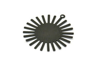 Siyah Güneş Tılsımı, 1 Döngülü 8 Dokulu Oksitlenmiş Siyah Pirinç Güneş Kolye, Bulgular (33x30x0,50 mm) A1980