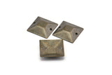 Pyramid Antique Brass Connector, 10 Antique Brass Squares With 2 Holes, Pyramid Connectors, Findings (16mm) K127