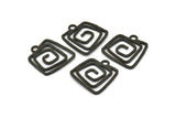 Siyah Kare Charm, 4 Çekiçlenmiş Oksitlenmiş Pirinç Siyah Kare Charm, 1 Döngü, Küpeler, Kolye Uçları (23x22x1mm) V147