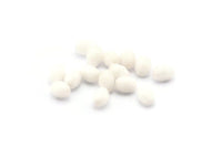 Vintage White Beads, 12 Vintage Glass Oval Faceted White Beads  (9x6.8mm) CV34   CF23
