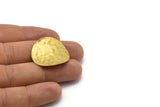 Brass Hammered Disc, 10 Raw Brass Hammered Wavy Discs Without Holes (28mm) B0114