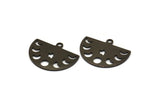 Siyah Yıldız Charm, 1 Döngülü 8 Oksitlenmiş Siyah Pirinç Ay Evreleri Charm (22x17x0,80 mm) M01546