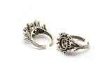 The Queen Ring Setting, 1 Antique Silver Plated Queen Ring Setting with Pad Size 10mm U043 H0294