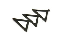 Siyah Üçgen Charm, 1 Döngülü 2 Oksitlenmiş Siyah Pirinç Üçgen Charm (47x30x1mm) M01810