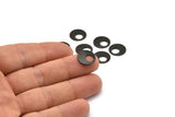 Siyah Yuvarlak Charm, 1 Delikli 12 Oksitlenmiş Siyah Pirinç Yuvarlak Charm (13x0,80 mm) M01645