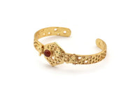 Gold Bee Cuff, Gold Plated Brass Bee And Honeycomb Cuff Stone Setting With 1 Pad - Pad Size 6mm N1655