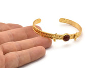 Gold Bee Cuff, Gold Plated Brass Bee Cuff Stone Setting With 1 Pad - Pad Size 8mm N1662