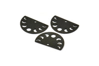 Siyah Ay Tılsımı, 1 Delikli 8 Dokulu Oksitlenmiş Siyah Pirinç Ay Evreleri Tılsımı (22x14x0,80 mm) M01563