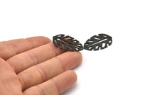Siyah Yaprak Tılsımı, 2 Delikli 4 Oksitlenmiş Siyah Pirinç Yaprak Tılsımı, Yaprak Tılsımı Küpeleri (30x20x0,80 mm) M01678