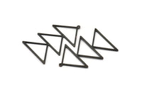 Siyah Üçgen Tılsım, 1 Döngülü 2 Oksitlenmiş Siyah Pirinç Üçgen Tılsım (47x30x1mm) M01783