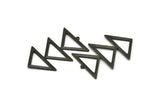 Siyah Üçgen Charm, 1 Döngülü 2 Oksitlenmiş Siyah Pirinç Üçgen Charm (47x30x1mm) M01790