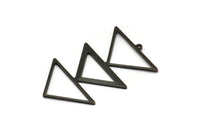 Siyah Üçgen Charm, 1 Döngülü 2 Oksitlenmiş Siyah Pirinç Üçgen Charm (47x30x1mm) M01806