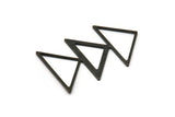 Siyah Üçgen Charm, 2 Oksitlenmiş Siyah Pirinç Üçgen Boşluğu (45x30x1mm) M01803