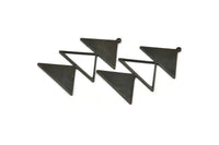 Siyah Üçgen Tılsım, 1 Döngülü 2 Oksitlenmiş Siyah Pirinç Üçgen Tılsım (47x30x1mm) M01793