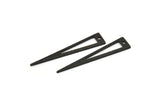 Siyah Üçgen Tılsımı, 1 Delikli 12 Dokulu Oksitlenmiş Siyah Pirinç Üçgen Tılsımı, Bulgular (40x8x0,80 mm) M159