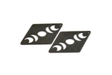 Siyah Elmas Tılsım, 1 Delikli 4 Dokulu Oksitlenmiş Siyah Pirinç Ay Tılsımı, Eşkenar Dörtgen Boşluklar (40x26x0,80 mm) M01528 Q0277