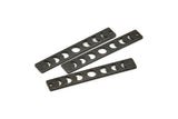Siyah Dikdörtgen Charm, 1 Delikli 10 Çekiçlenmiş Oksitlenmiş Siyah Pirinç Ay Evreleri Charm'ı, Damgalama Boşlukları (40x6x0,80 mm) M01514