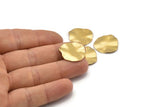 Brass Wavy Disc, 12 Raw Brass Wavy Discs With 1 Hole (22mm) D0573