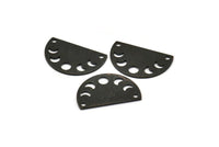 Siyah Ay Tılsımı, 2 Delikli 8 Dokulu Oksitlenmiş Siyah Pirinç Ay Evreleri Tılsımı (22x14x0,80 mm) M01560
