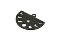 Siyah Yıldız Charm, 1 Döngülü 8 Dokulu Oksitlenmiş Siyah Pirinç Ay Evreleri Charm'ı (22x17x0,80 mm) M01567