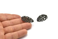 Siyah Yaprak Tılsımı, 1 Delikli 4 Oksitlenmiş Siyah Pirinç Yaprak Tılsımı, Yaprak Tılsımı Küpeleri (30x20x0,80 mm) M01679