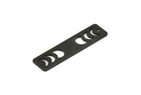 Siyah Dikdörtgen Charm, 1 Delikli 6 Oksitlenmiş Siyah Pirinç Ay Evreleri Charm'ı (40x10x0,80 mm) M01825