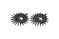 Siyah Güneş Tılsımı, 1 Döngülü 4 Dokulu Oksitlenmiş Siyah Pirinç Güneş ve Göz Tılsımı, Bulgular (29x28x0,80 mm) M02005