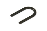 Siyah U Şeklinde Tılsım, 1 Delikli 12 Oksitlenmiş Siyah Pirinç U Şeklinde Tılsım (26x17x0,80 mm) M02082