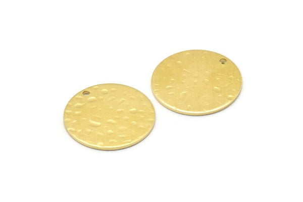 Pirinç Yuvarlak Charm, 10 Çekiçlenmiş Ham Pirinç Yuvarlak Etiket, 1 Delikli Yuvarlak Charmlar (18x0,80 mm) M02902