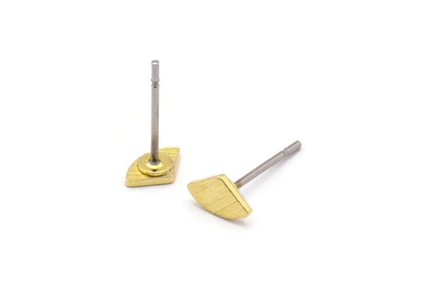 Brass Geometric Earring, 12 Textured Raw Brass Tiny Pizza Slice Shaped Stud Earrings (6x4x0.80mm) M02464 A0569