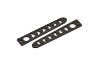 Siyah Ay Tılsımı, 1 Delikli 12 Dokulu Oksitlenmiş Siyah Pirinç Ay Evreleri Tılsımı (35x6x5x0,80 mm) M02347