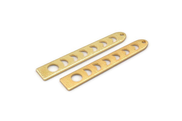 Gold Moon Charm, 4 Textured Gold Plated Brass Moon Phases Charms With 1 Hole (35x6x5x0.80mm) M02346