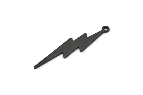 Siyah Şimşek Tılsımı, 10 Oksitlenmiş Siyah Pirinç, 1 Döngülü Siyah Şimşek Tılsımları (35x8x0,80 mm) M02472