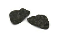 Black Irregular Charm, 6 Oxidized Black Brass Irregular Shaped Charms With 1 Hole (30x22x0.60mm) D0829