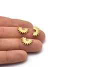 Brass Sun Charm, Raw Brass Sun Charms With 2 Loops, Connectors (10x14x2mm) N0674