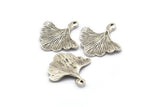 Ginkgo Yaprağı Kolye, 4 Antik Gümüş Kaplama Pirinç Yaprak Tılsımı (26x25mm) N0393 H0129