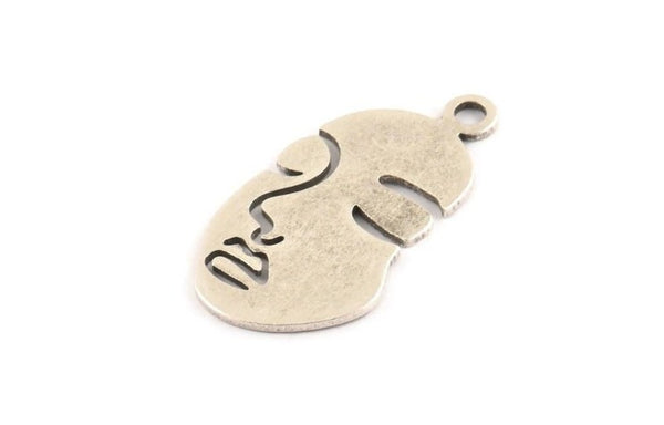 Brass Face Charm, 4 Antique Silver Plated Brass Face Charms With 1 Loop (33.5x17x1mm) E023