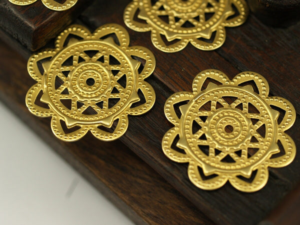 Snowflake Filigree Charm, 10 Raw Brass Snowflake Filigree Connectors Charms Findings (28mm) Brs 406 A0276
