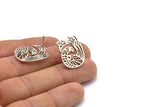 Silver Bird Earring, 2 Antique Silver Plated Brass Bird Stud Earrings (22x17x1.2mm) N1510