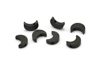 Black Moon Bead - 12 Crescent Moon Brass  Black Oxidized Crescent Moon Beads, Charms (8.5x11.5mm) D0021 S541